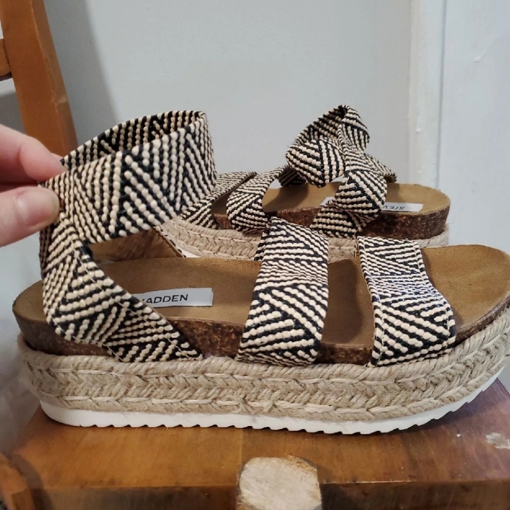 Steve Madden Platform Sandals